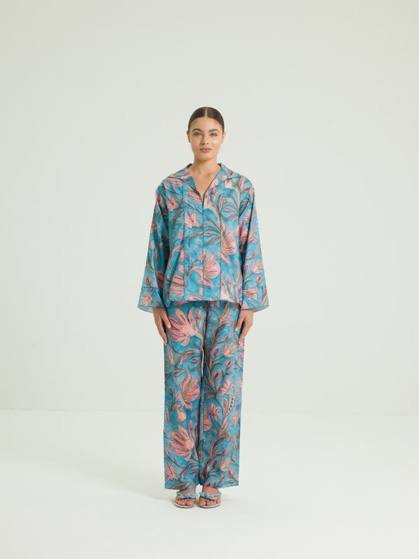 Bloom & Tide Shirt